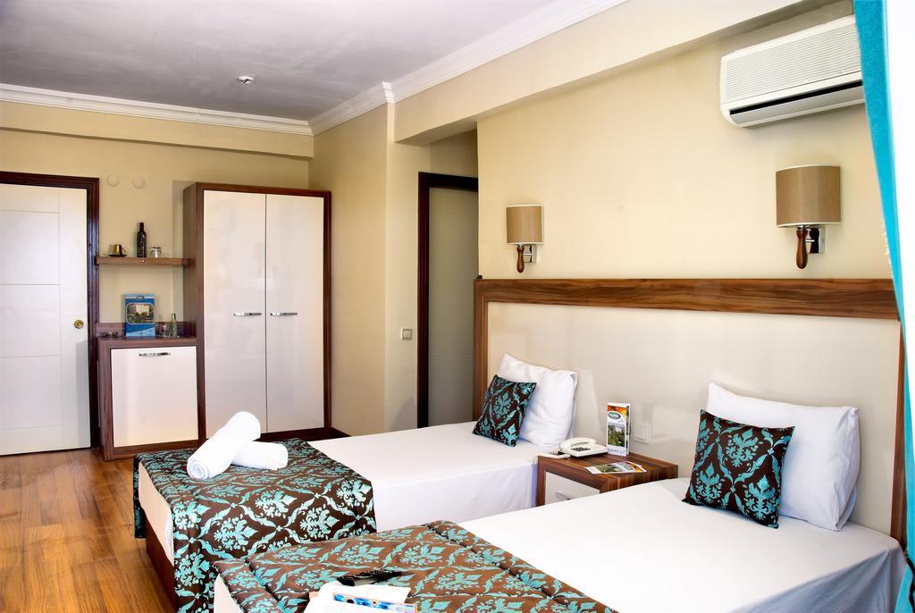 Hotel Flora Suites Sogucak Ngoại thất bức ảnh